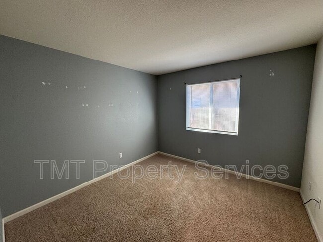 Building Photo - 9084 Pebble Field Way