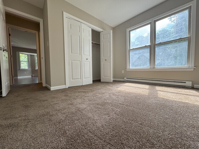 Building Photo - 7 Arrowwood Cir
