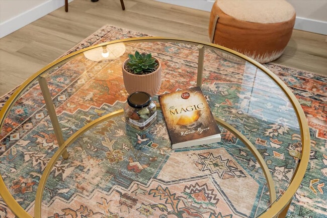 Building Photo - 2410 W Bruneau Pl