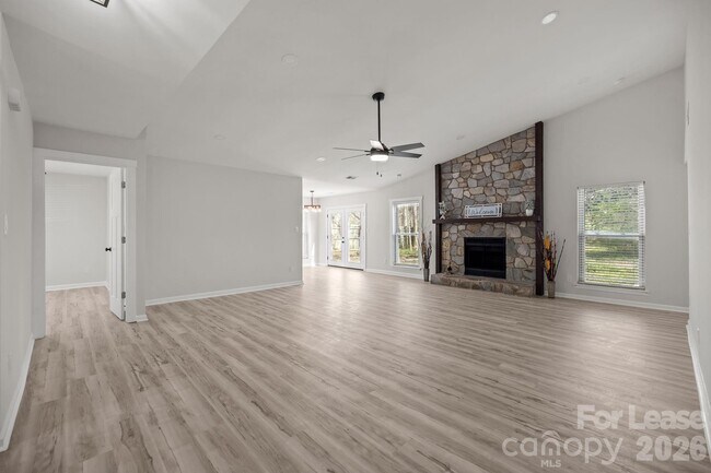 Building Photo - 6722 Stillmeadow Dr