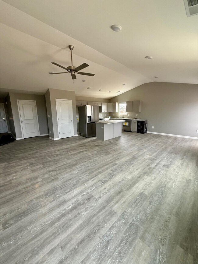 Building Photo - 203 Jared Parker Wy