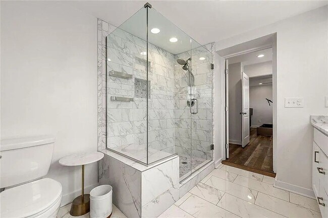 Building Photo - Charming 3BR House in Atlanta