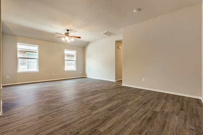Building Photo - 320 Chalk Hill Ct