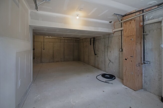 Building Photo - 23 Pedrick Ave