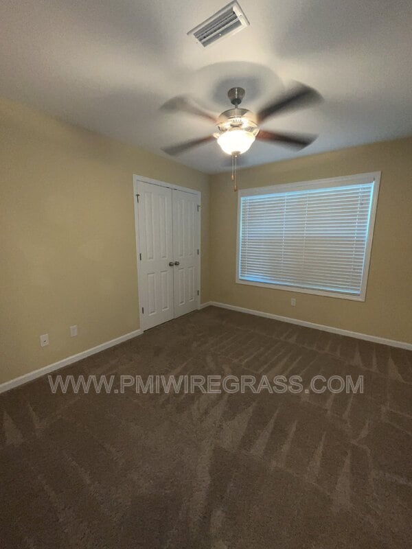 Building Photo - 214 Winterberry Way