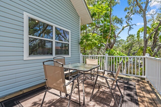 Building Photo - 4857 Hummingbird Trail