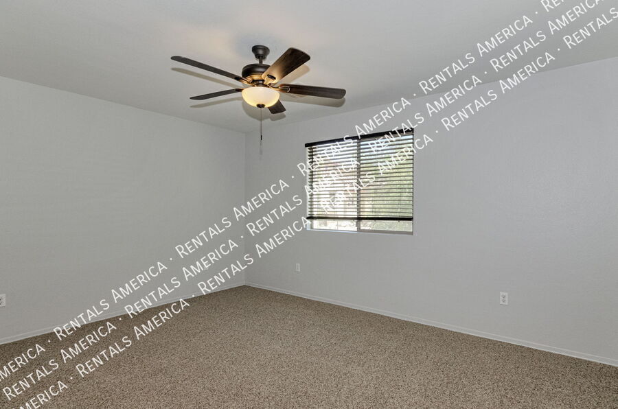 Building Photo - 10552 E Pleasant Pasture Dr
