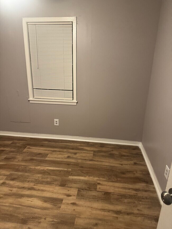 Building Photo - 3113 Beasley Dr