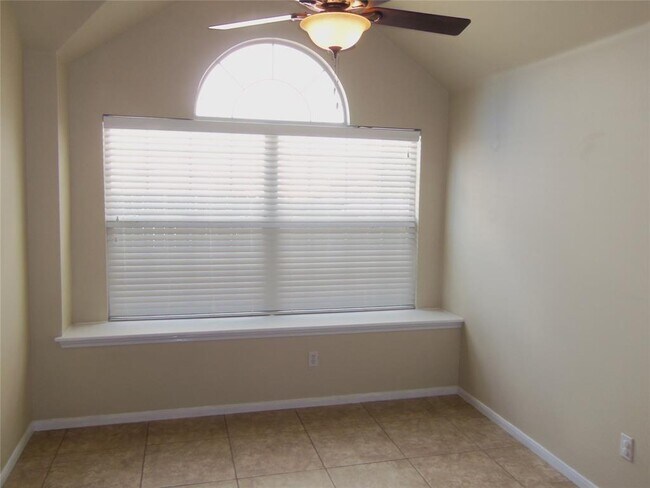 Building Photo - 8916 Colberg Dr