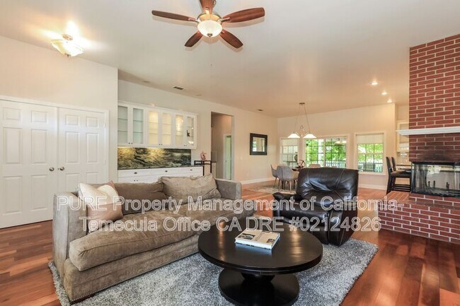 Building Photo - 36475 Avenida La Cresta