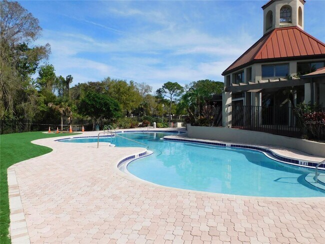 Building Photo - 1 Bed / 1 Bath Condo in Gated Comm. In Alt...
