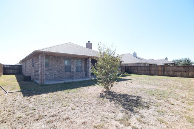 Building Photo - 709 Cosper Creek Dr