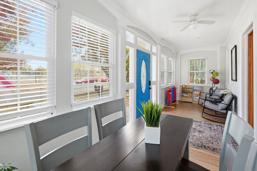 Building Photo - 1304 Van Buren St NW