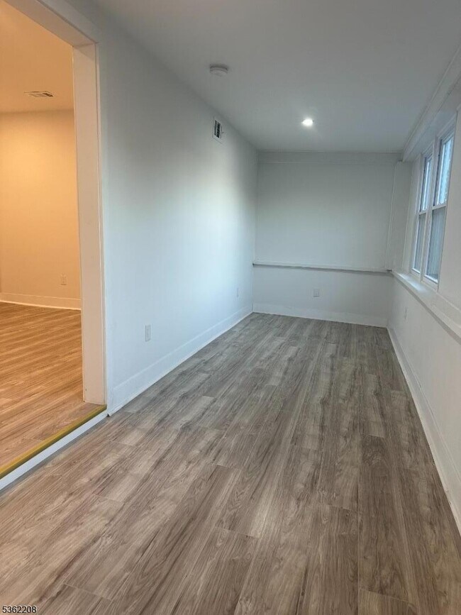 Building Photo - 186 Harrison Ave