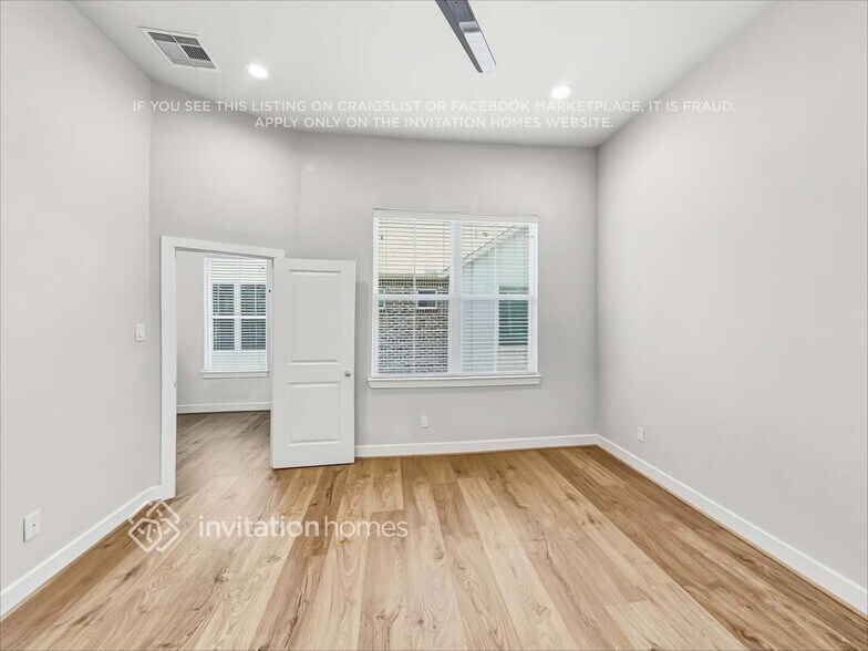 Building Photo - 6317 Paddington Bnd Dr