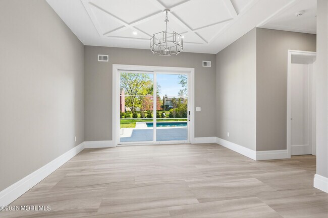 Building Photo - 84 Cooper Ave