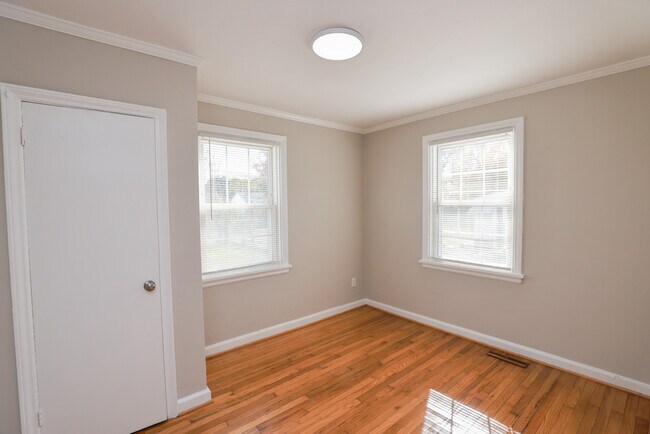 Building Photo - 1507 N 30th St