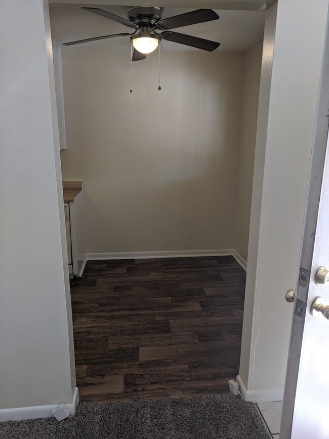 1 bedroom entry to kitchen and living room - East Lake Apartments