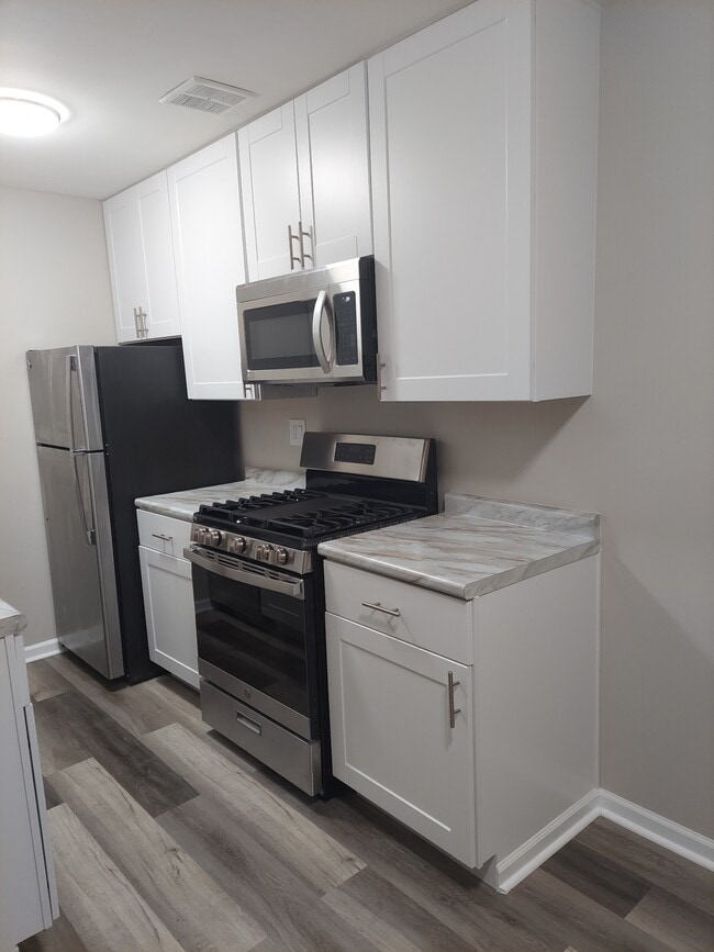 Building Photo - 860 Winesap Ct