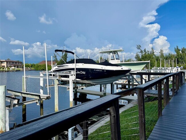 Building Photo - 1340 Rock Dove Ct