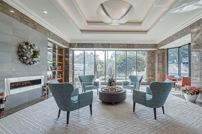 Building Photo - 2001 Holcombe Blvd