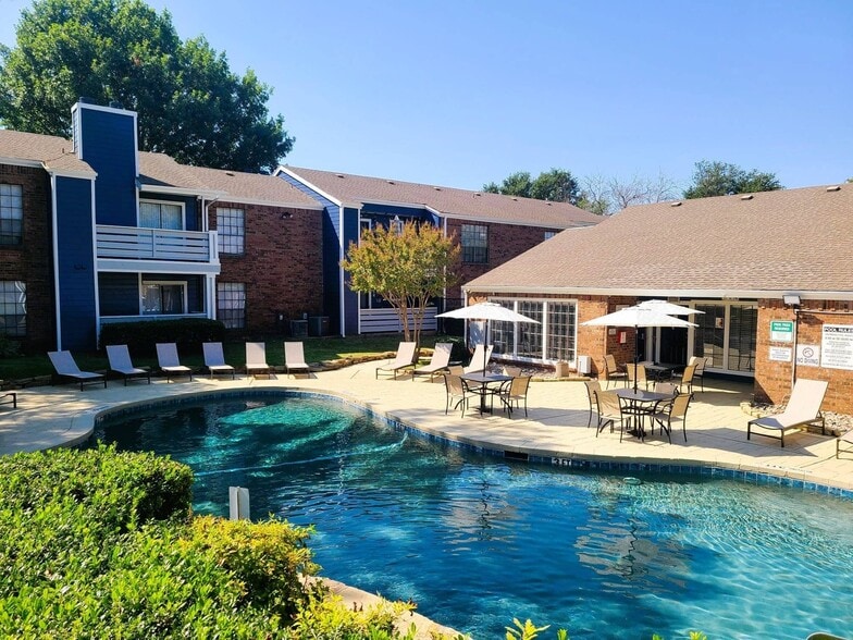 Primary Photo - Post Oaks Apartments