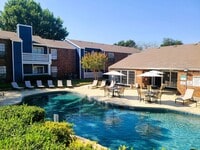 Building Photo - Post Oaks Apartments