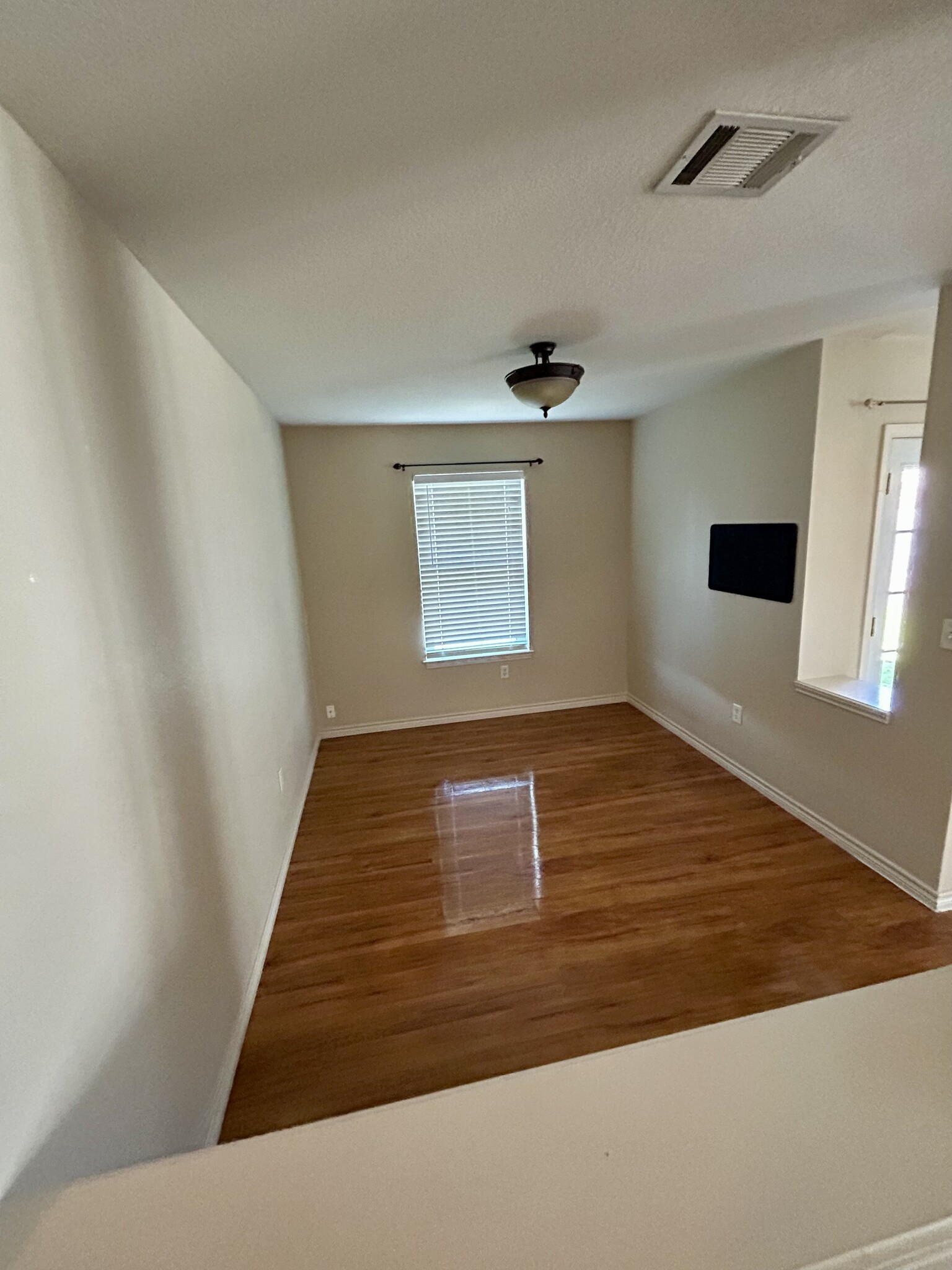 Building Photo - 184 Prairie Springs Loop