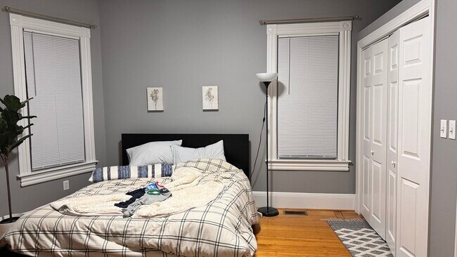 Building Photo - 16 Gould Ave