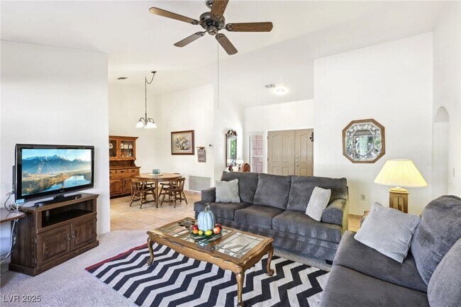 Building Photo - 3013 Sungold Dr