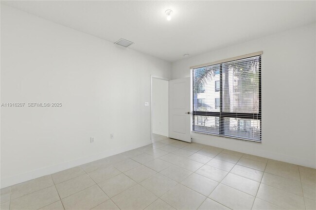 Building Photo - 8265 NW 41st St