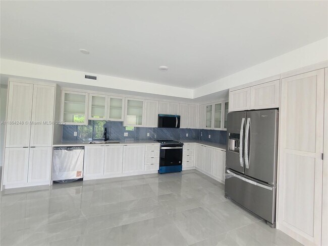 Building Photo - 14585 SW 262nd St