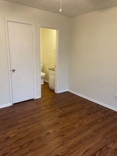 Building Photo - MOVE-IN READY ON 10/3/2025. Single level, ...