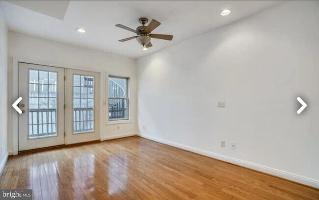 Building Photo - 111 E Cross St