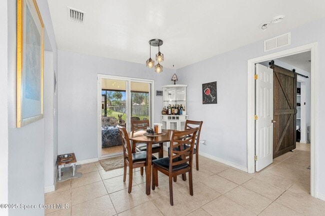 Building Photo - 1848 Edith St NE