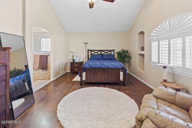Building Photo - 3216 Tierra Palma Dr