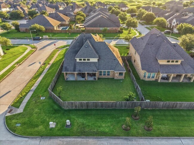 Building Photo - 2246 Oakleaf Trail Ln