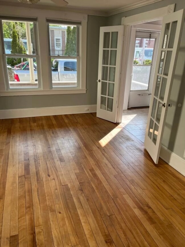 Building Photo - 6 Mousam Ct