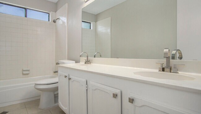 Building Photo - 2541 Galemeadow Dr