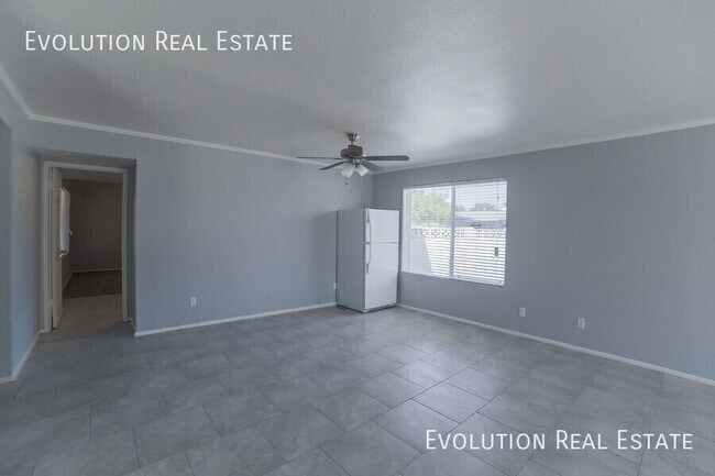 Building Photo - 2110 S Shannon Dr