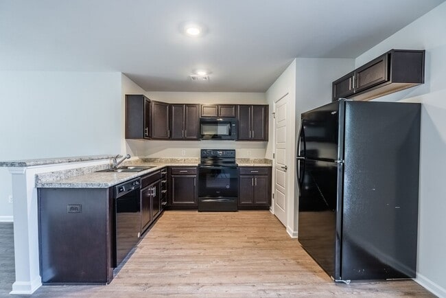 Building Photo - Oglethorpe Landing