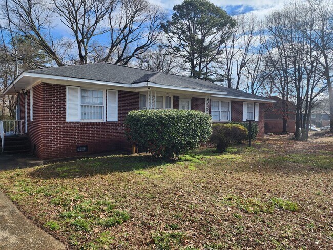 Primary Photo - 15 Fleetwood Dr