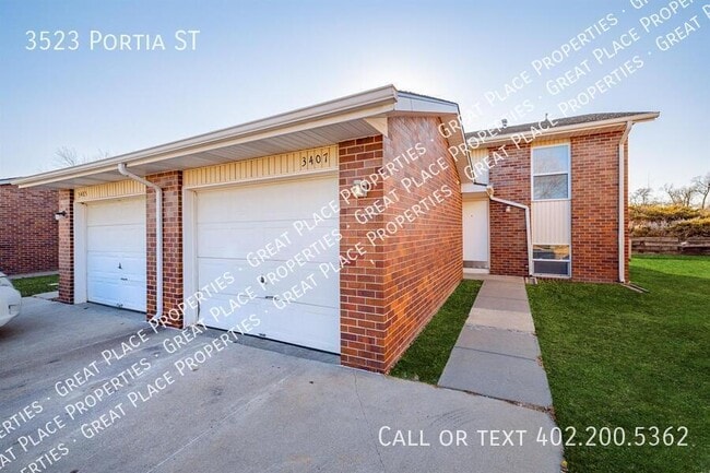 Building Photo - 3523 Portia St