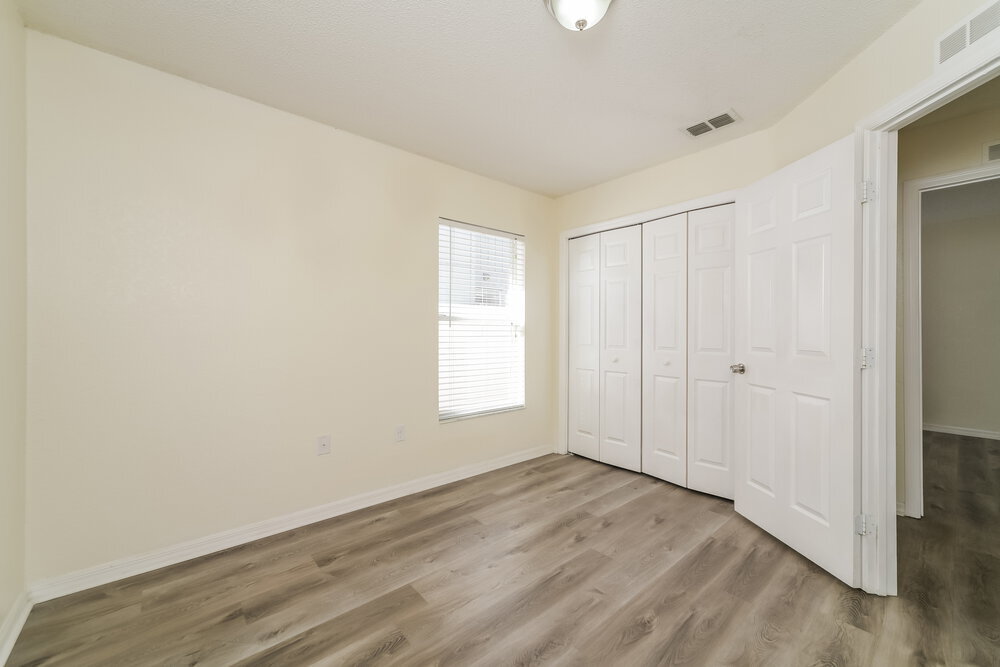 Building Photo - 7172 Summit Dr