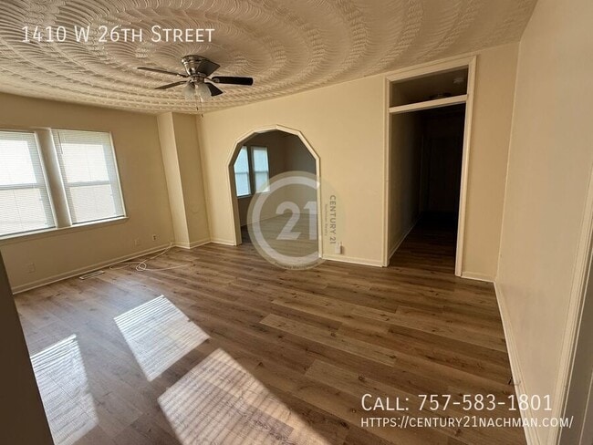 Building Photo - 1410 W 26th St