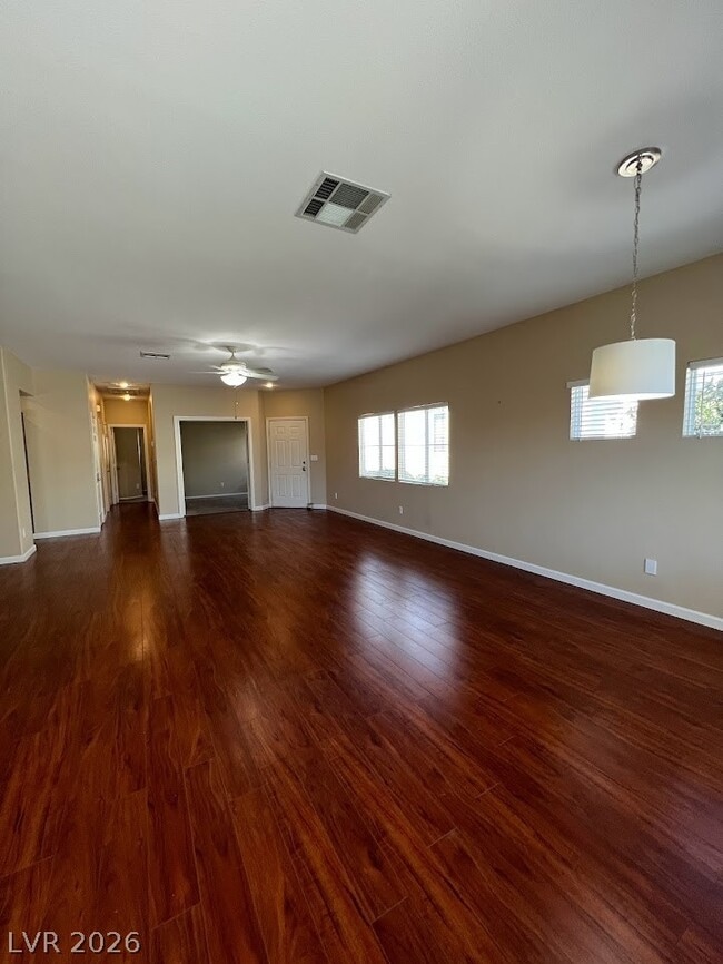 Building Photo - 10628 Whitebrush Ave
