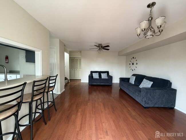 Building Photo - 1709 Woodbridge Commons Way