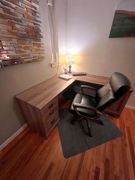 Building Photo - 2104 W State St