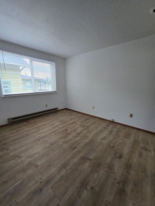 Building Photo - 1610 Lincoln St