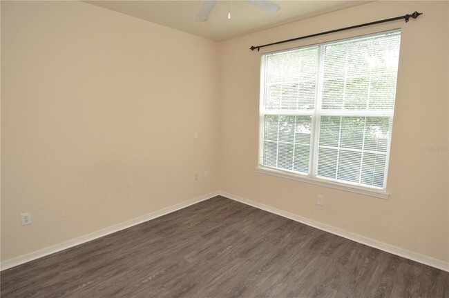 Building Photo - 4221 W Spruce St